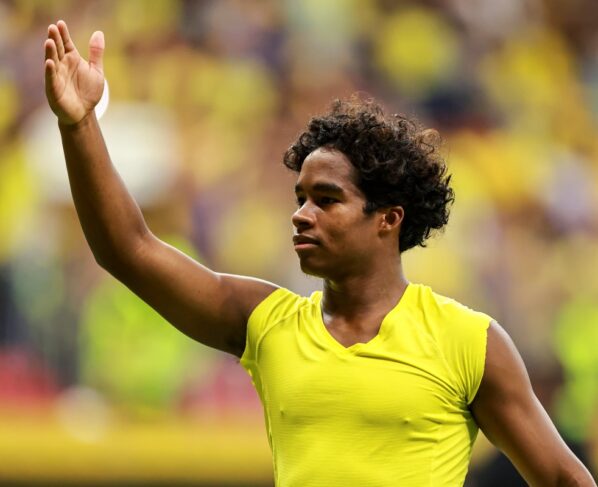 Endrick esteve em campo em Brasil x Espanha.