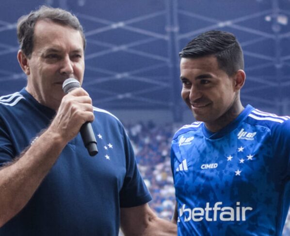 Foto colorida de Pedrinho e Dudu - Metrópoles