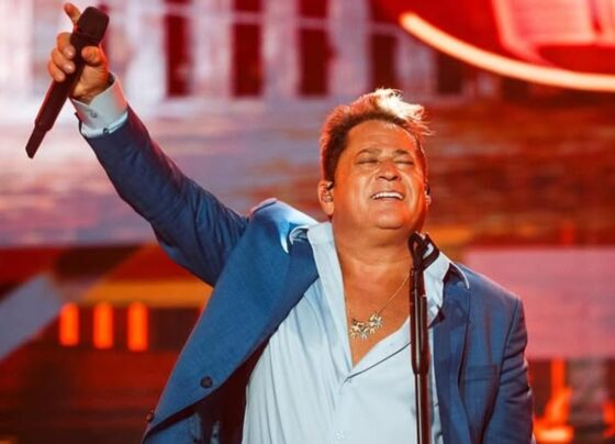 O cantor Leonardo