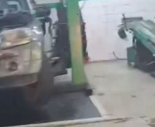 mecânico mata colega de trabalho em oficina dentro de Carrefour