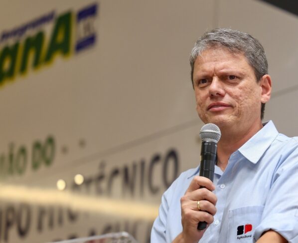 Policiais estaduais criticam reajuste salarial e extinção de cargos pelo governo de Tarcísio
