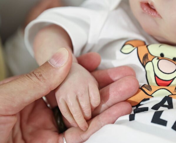 Foto com cor. A relação emocional com os Bebês Reborn - Metrópoles