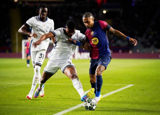 Imagem colorida da partida entre Inter de Milão e Barcelona - Metrópoles