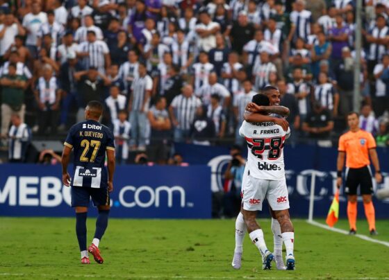 Com o placar, o São Paulo segue invicto na competição