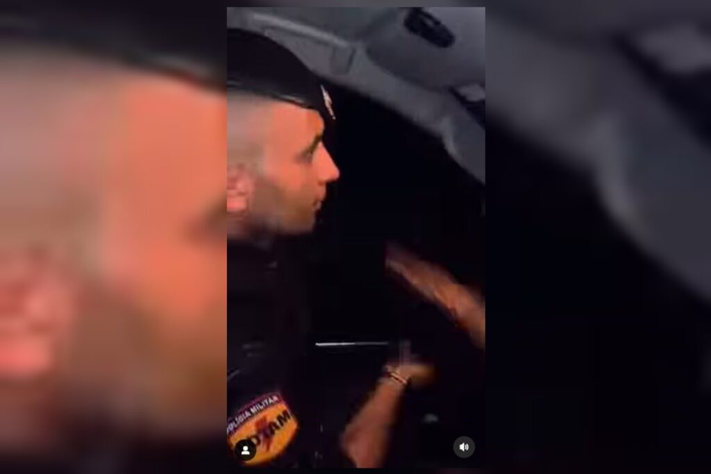 Imagem colorida de falso policial preso em Goiás