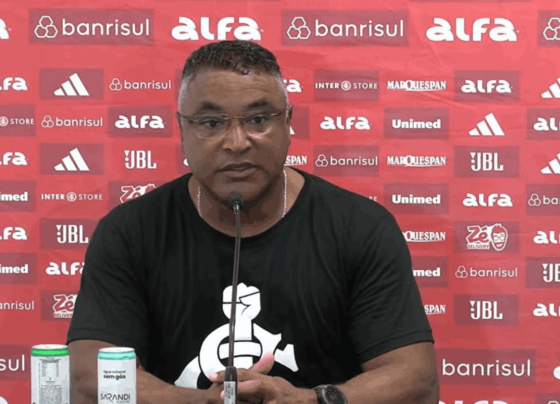 Imagem colorida do técnico do Internacional, Roger Machado- Metrópoles