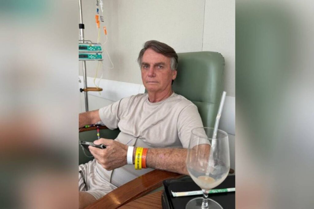 Bolsonaro no hospital DF Star